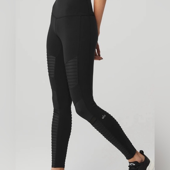 ALO Yoga Pants - ALO Yoga Black High-Waist Leggings